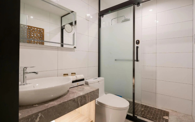 Kaibin International Hotel