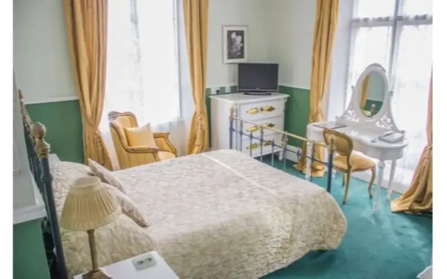Albert Cottage Hotel