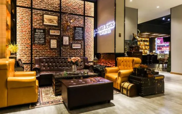 James Joyce Coffetel(Xinhua Road Hotel, Shijiazhuang) — фото 5