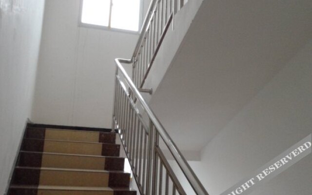 Rucheng Hongquan Hotel ( Yuwang)