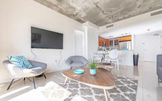 Miami World Rental - Midtown 1106