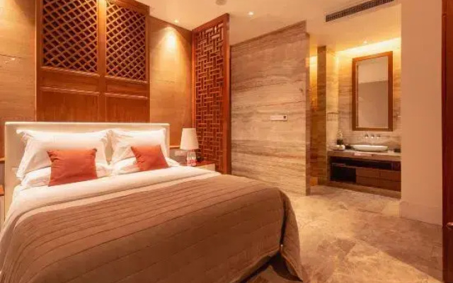 Sanmenxia Feicui Lichi Hot Spring Resort Hotel