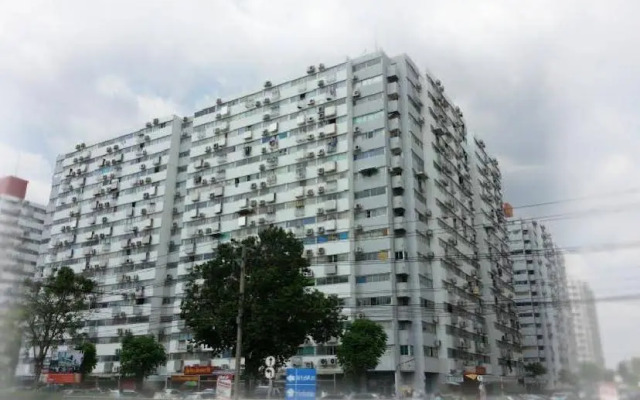 258 Room Place