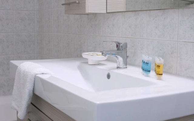 Ano Glyfada- A Big Comfortable Apartment