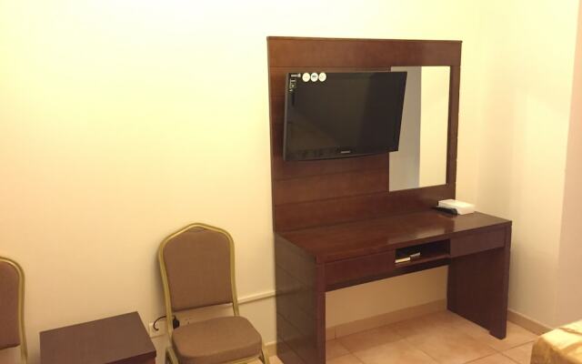 Manazil Alaswaf Hotel