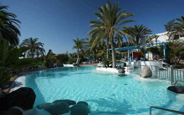 Corallium Beach by Lopesan Hotels - Adults Only