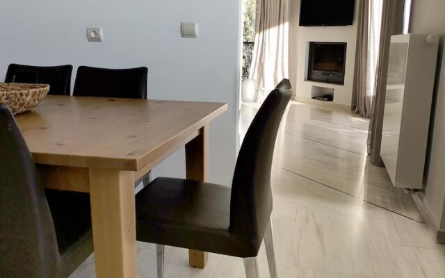 Libra - Luxurious Sea View Apartment