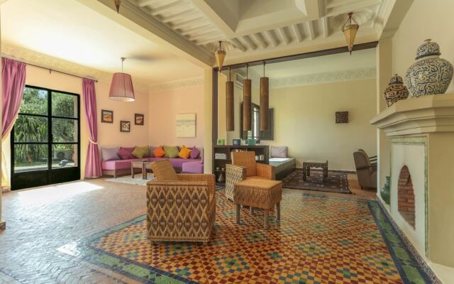 Villa Abalya 22