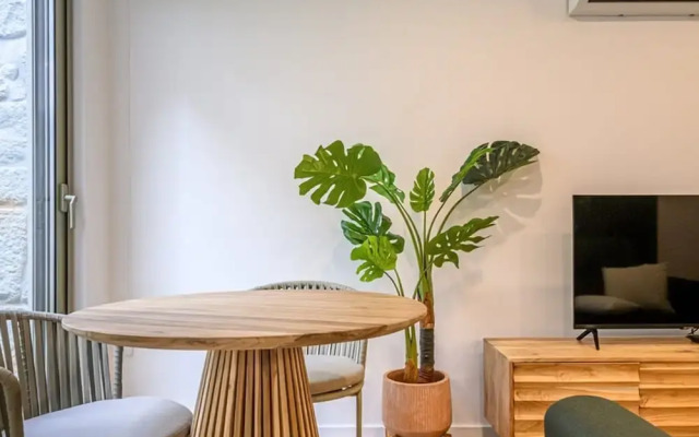 NAX Apartment B by Liiiving