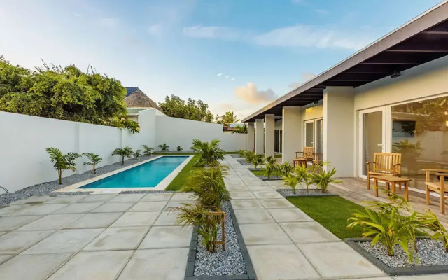 NEW - Amazingstudio Close 2 Palm Eagle Beach