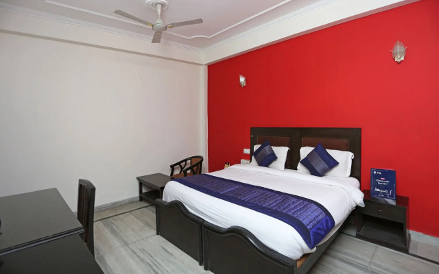 OYO 3251 Royal Inn