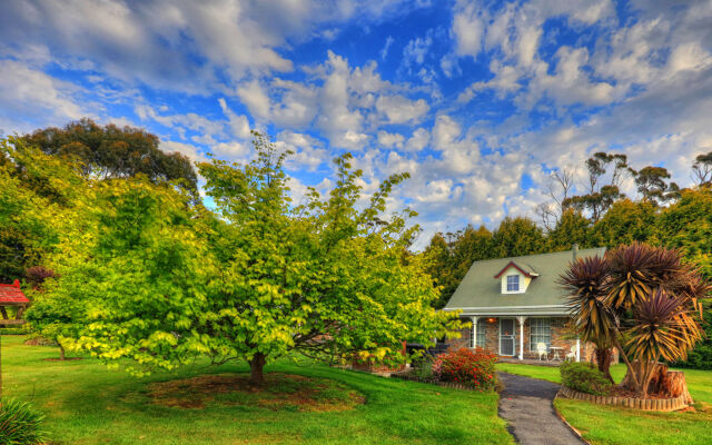 Rosebank Cottage Collection