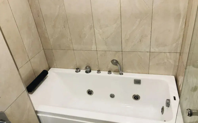 Paragon Suite By Antlerzone