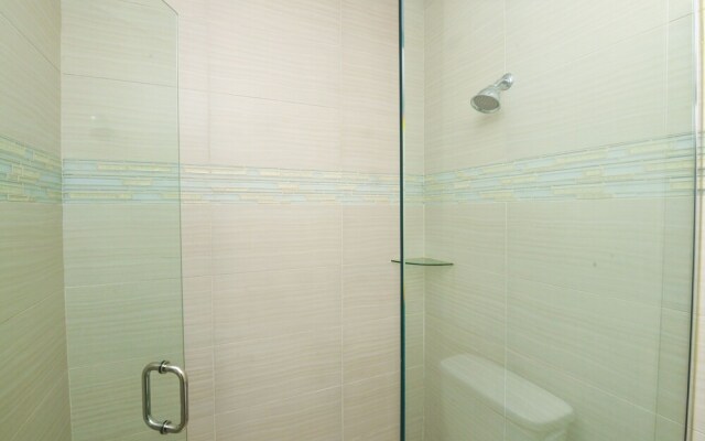 Sea Breeze by AMI Locals