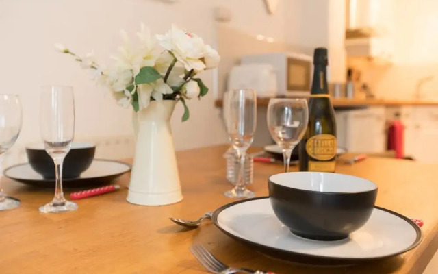 Spacious Apt N/city Centre & Stokes Croft Sleeps 4