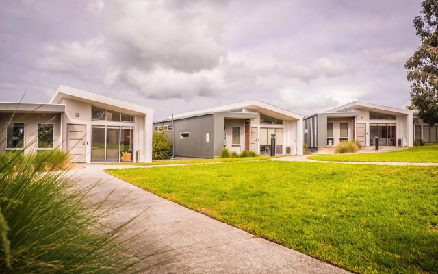 Deakin Geelong Units