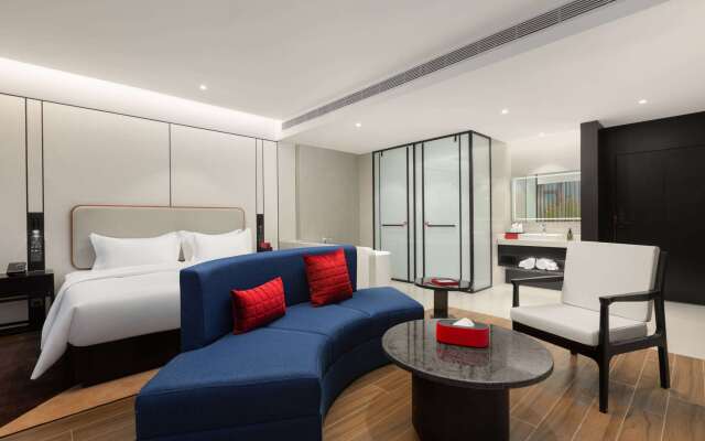 Ramada BY Wyndham Xishuangbanna Jinghong