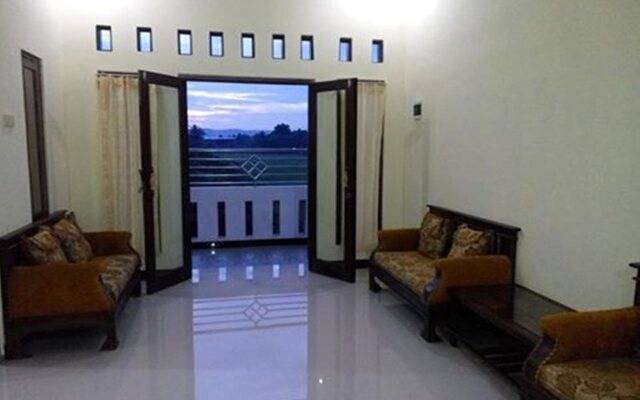 Suwuk Homestay