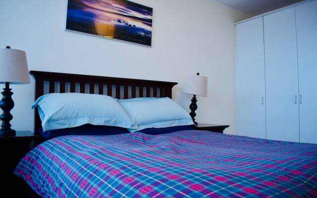 Stunning 2 Bedroom Penthouse In Grand Canal Docks