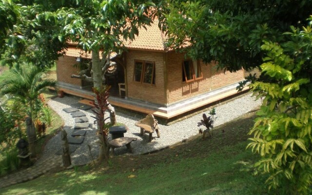 Kebun Villas