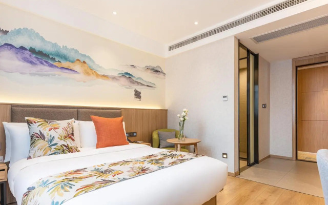 Ibis Chunxi