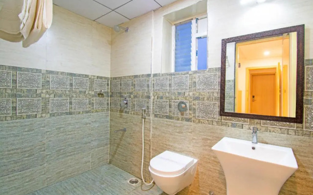 Hotel Snr Twilight by OYO Rooms