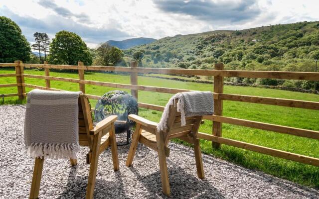 Elephant View Shepherds Hut