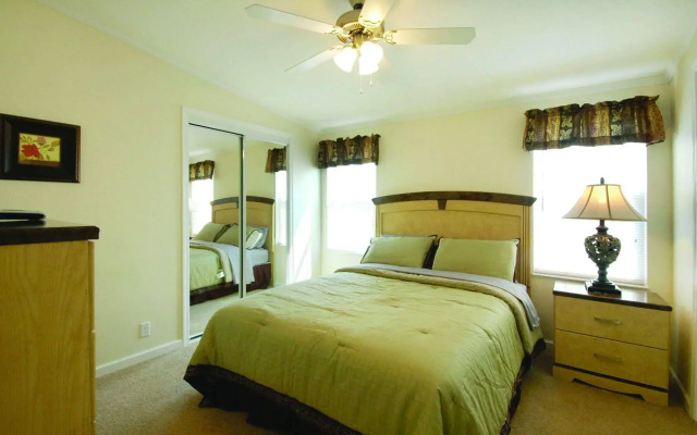 Groves RV Resort