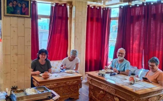 Laksdup Guest House