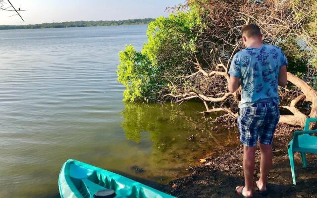 Ashansa Lagoon Resort