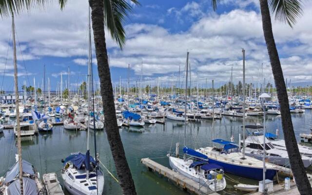 Ilikai Marina #386