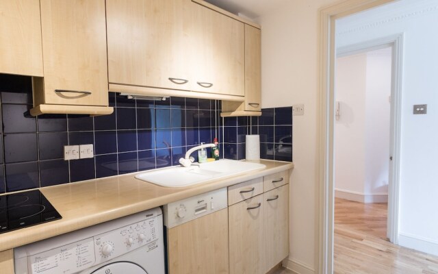 Belgravia Apartments - Earls Court