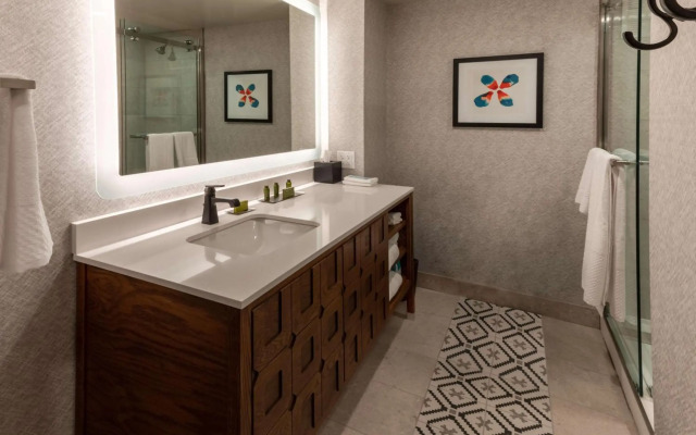Estancia del Norte San Antonio, Tapestry Collection by Hilton