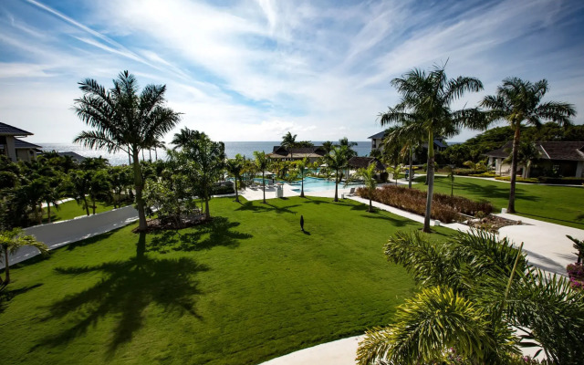 The Cliff Hotel