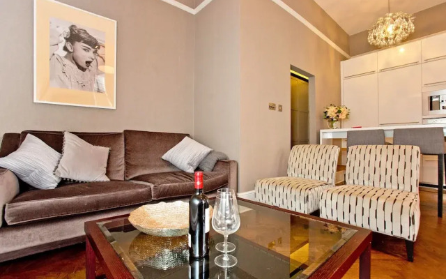 Stunning 2 bed and bath in Kensington