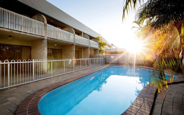 Nightcap at Kawana Waters Hotel