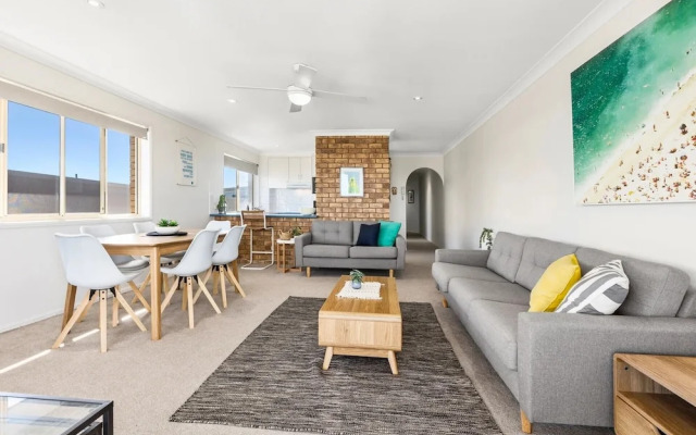 Creekside Coastal Escape on Hungerford