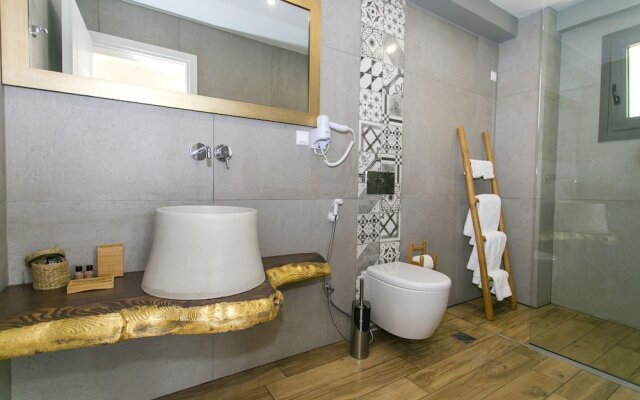 Golden Bay Suites & Maisonettes