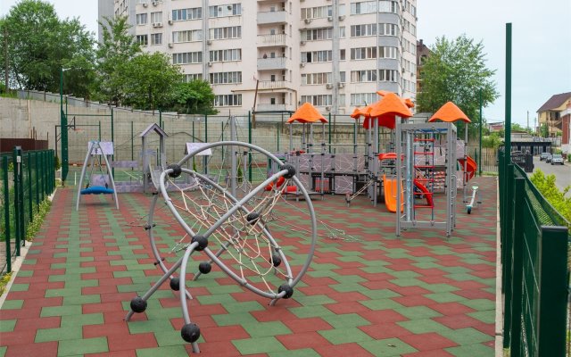 LetoApart v ZhK Kurortny