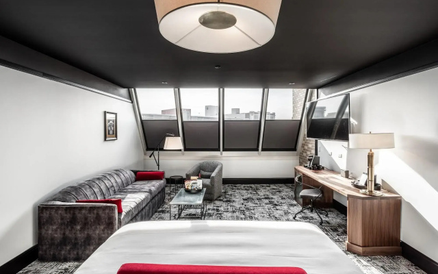 Bottleworks Hotel