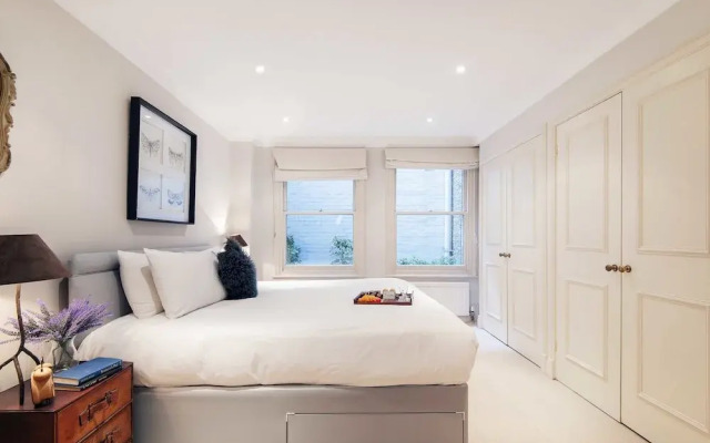 The Gloucester Road Deluxe - JML