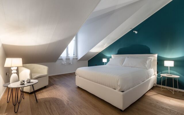 easyhomes - Brera Luxury Suites