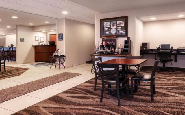 Cobblestone Inn & Suites - Durand