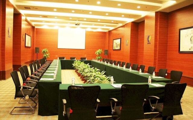 Xishuangbanna Golden Zone Hotel