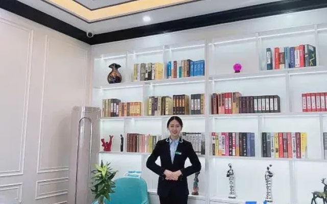 Xian-Qingya Hotel (Hohhot Wanda Plaza East Railway Station Branch)