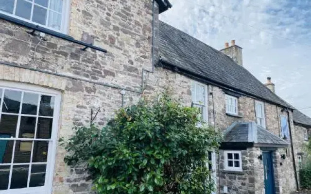 The Bell Country Inn