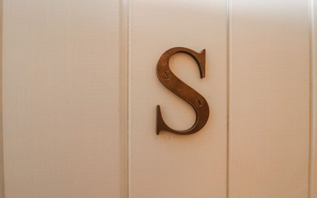 Swallow Studio