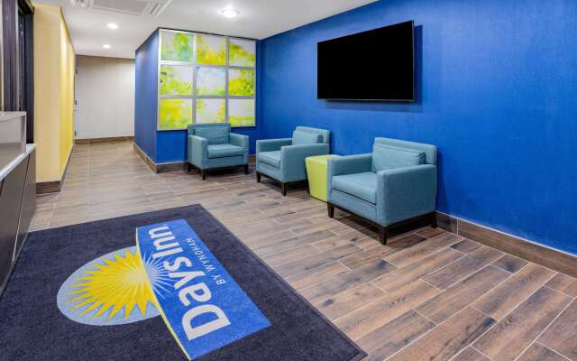 Days Inn by Wyndham Bronx NYC