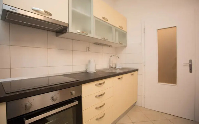 Apartment Split