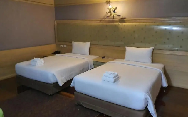 Pearl resort and hotel